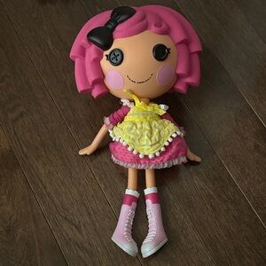 Lalaloopsy crumbs sugar cookie doll